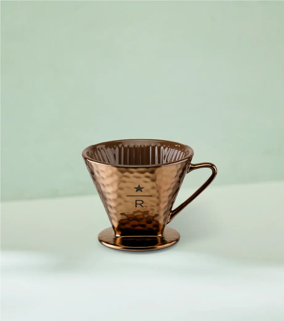 Starbucks_Pour_over_ceramic_Brewing_Equipment_Res_Roasted_83a8f1b922